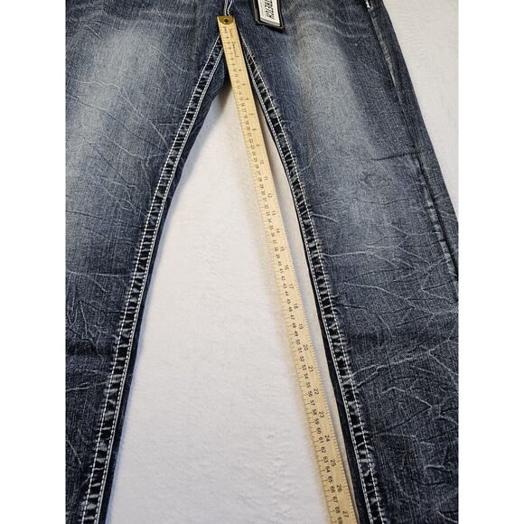 True Luck Men`s Jeans Straight Fit Medium Wash Sz 34x30 NWT Embroidered Pockets - Picture 11 of 11